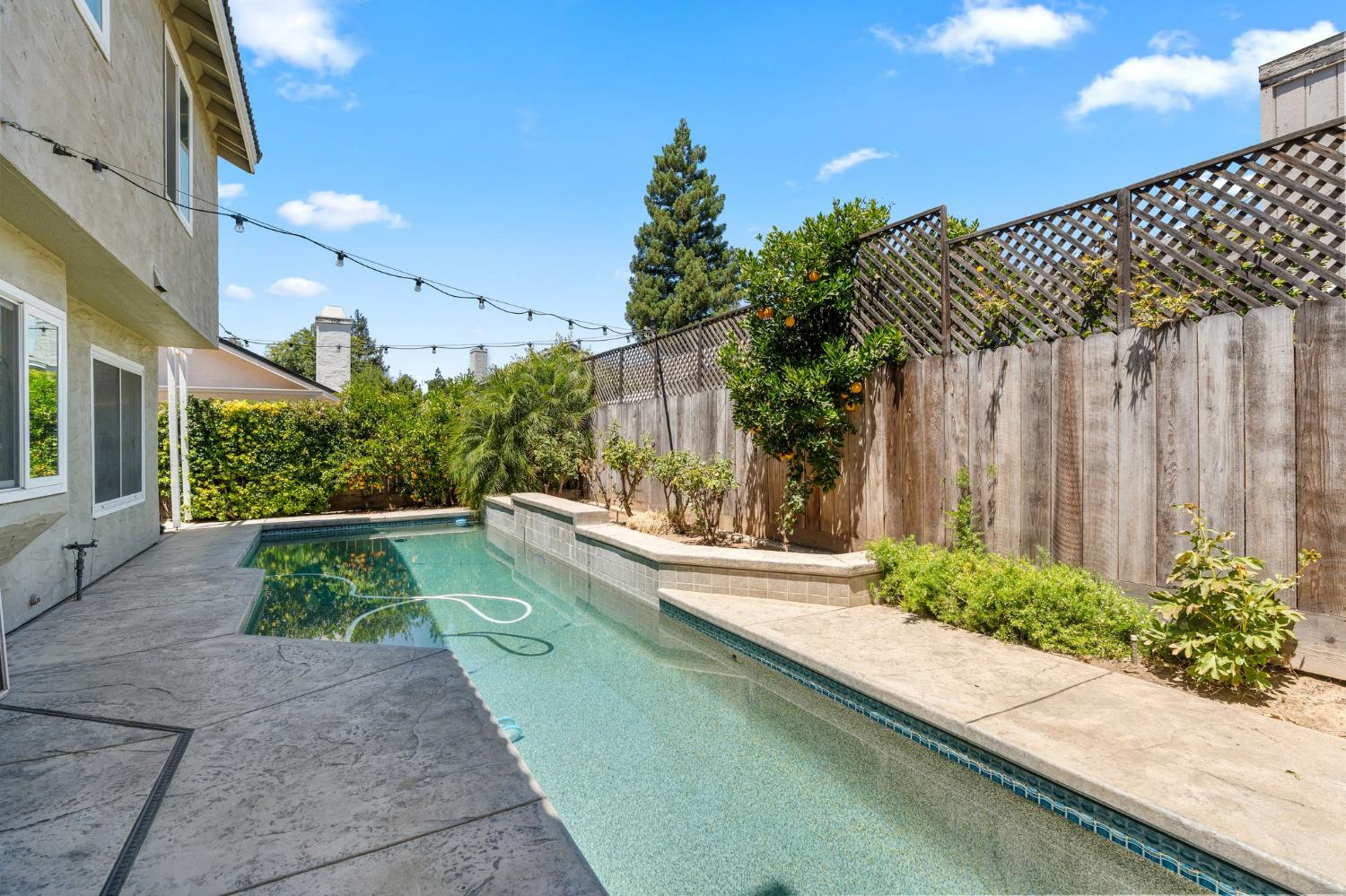 2202 E Chennault Ave, Fresno, CA 93720