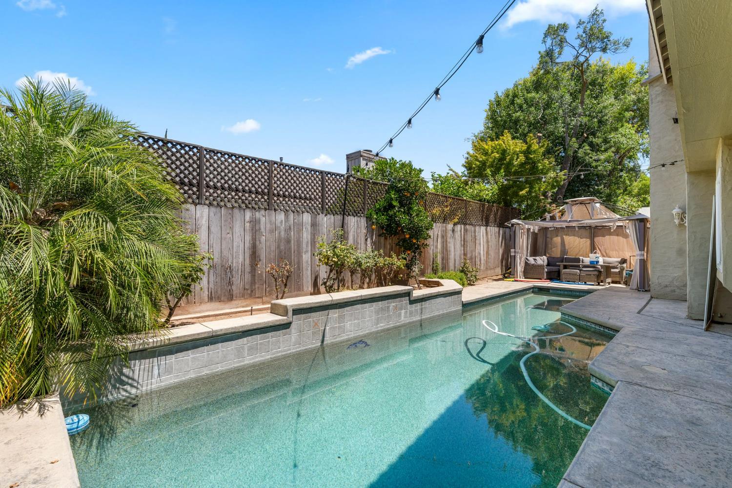 2202 E Chennault Ave, Fresno, CA 93720