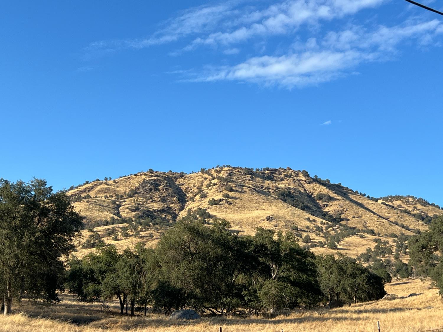 8058 Monreal Dr, Sanger, CA 93657