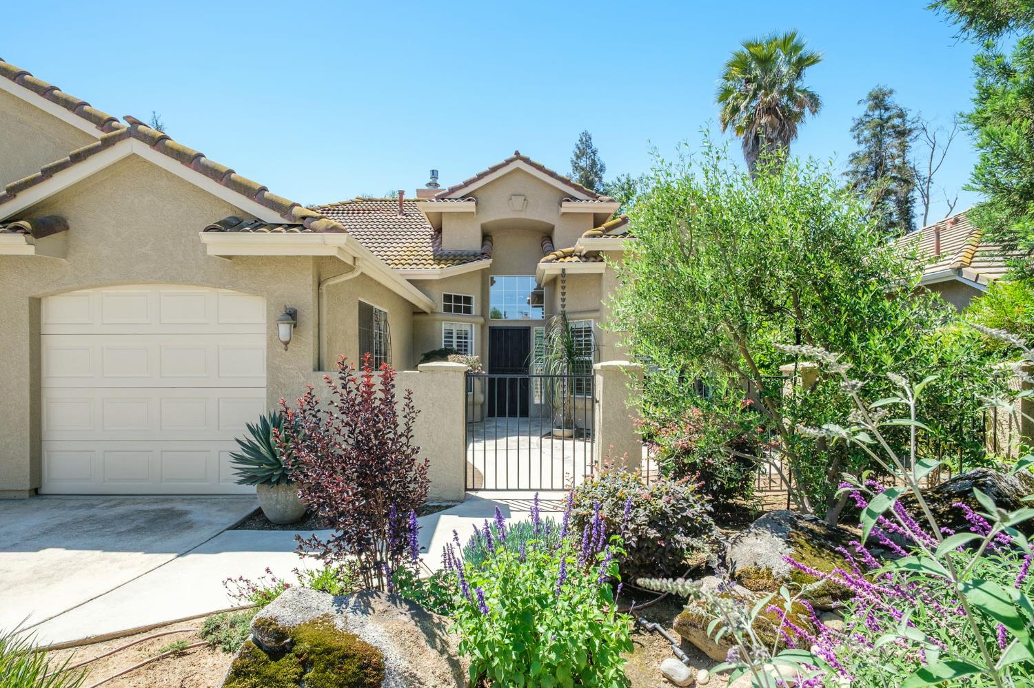 5431 W Bedford Ave, Fresno, CA 93722