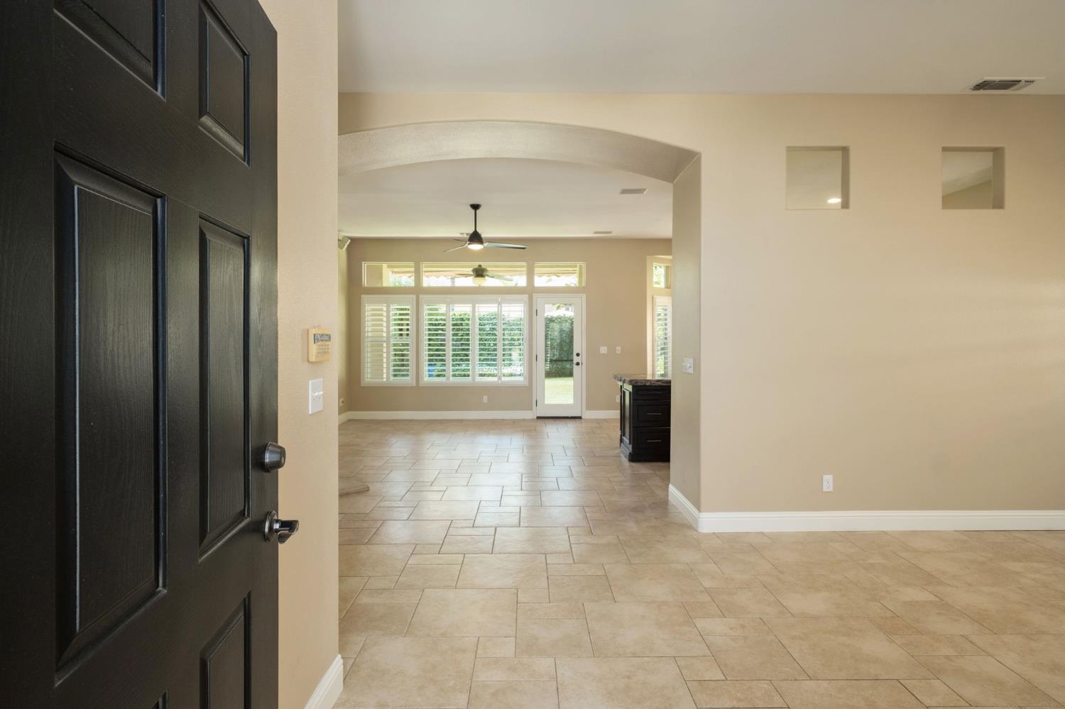 5431 W Bedford Ave, Fresno, CA 93722
