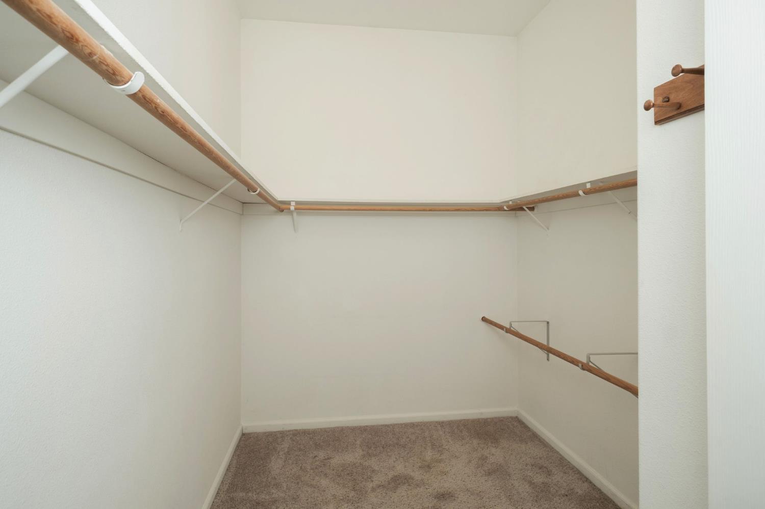 5431 W Bedford Ave, Fresno, CA 93722