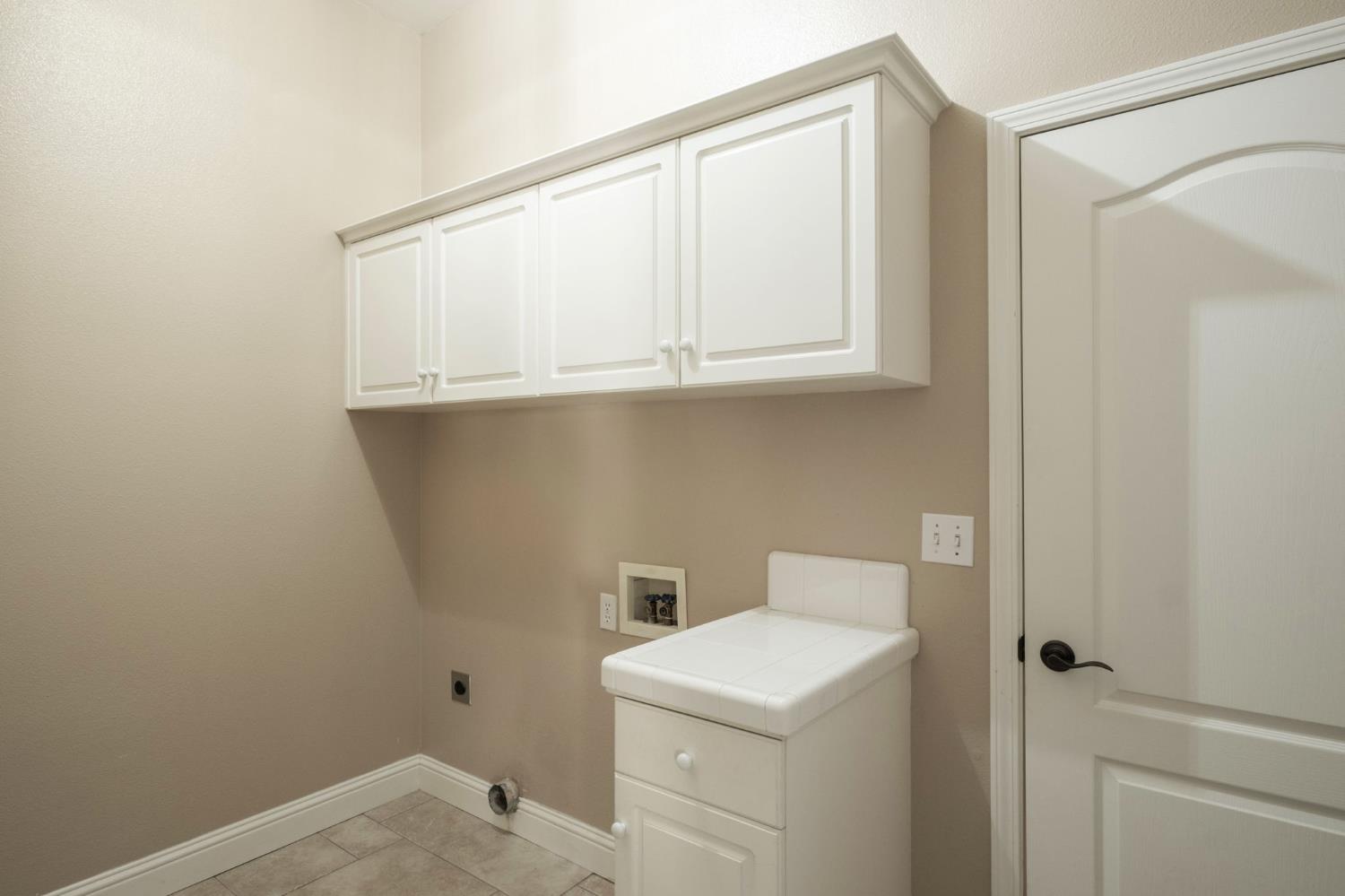 5431 W Bedford Ave, Fresno, CA 93722