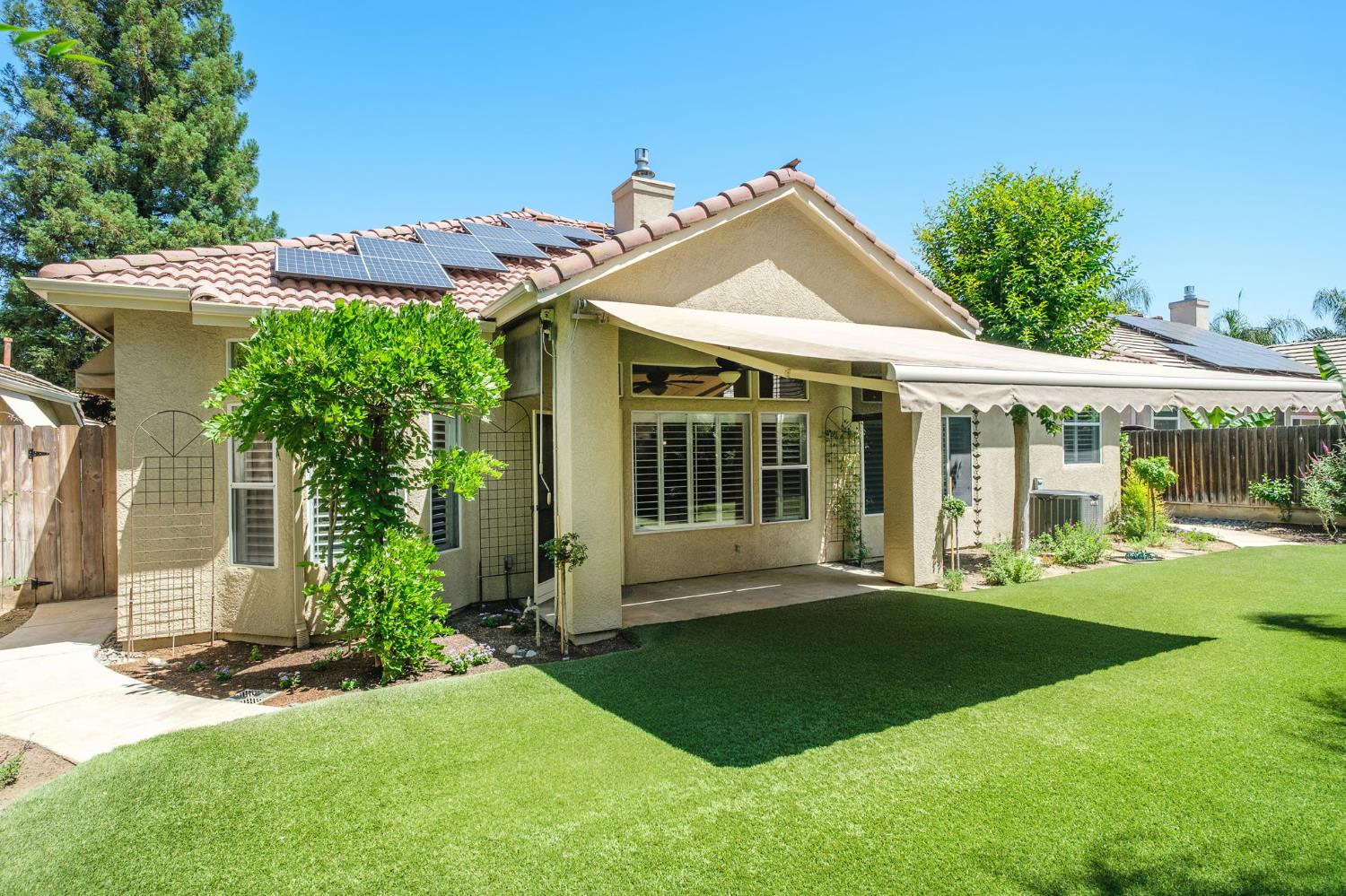 5431 W Bedford Ave, Fresno, CA 93722