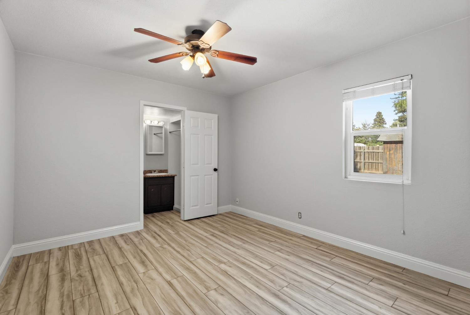 2940 Walnut Ave, Out Of Area, CA 95608