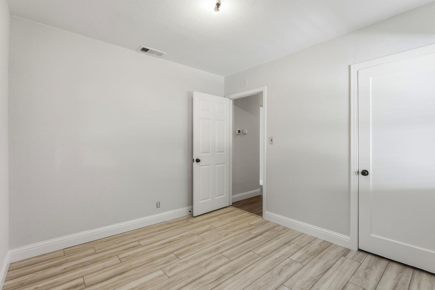 2940 Walnut Ave, Out Of Area, CA 95608