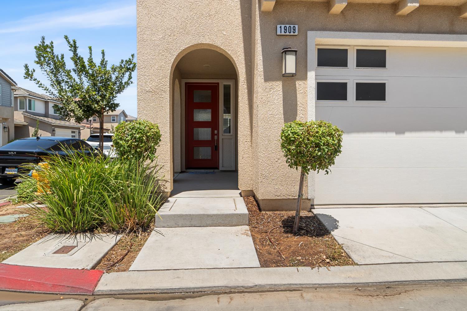 1909 Kelly Ln, Clovis, CA 93611