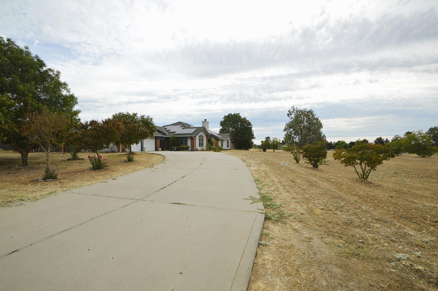 29710 Avenue 22, Madera, CA 93838