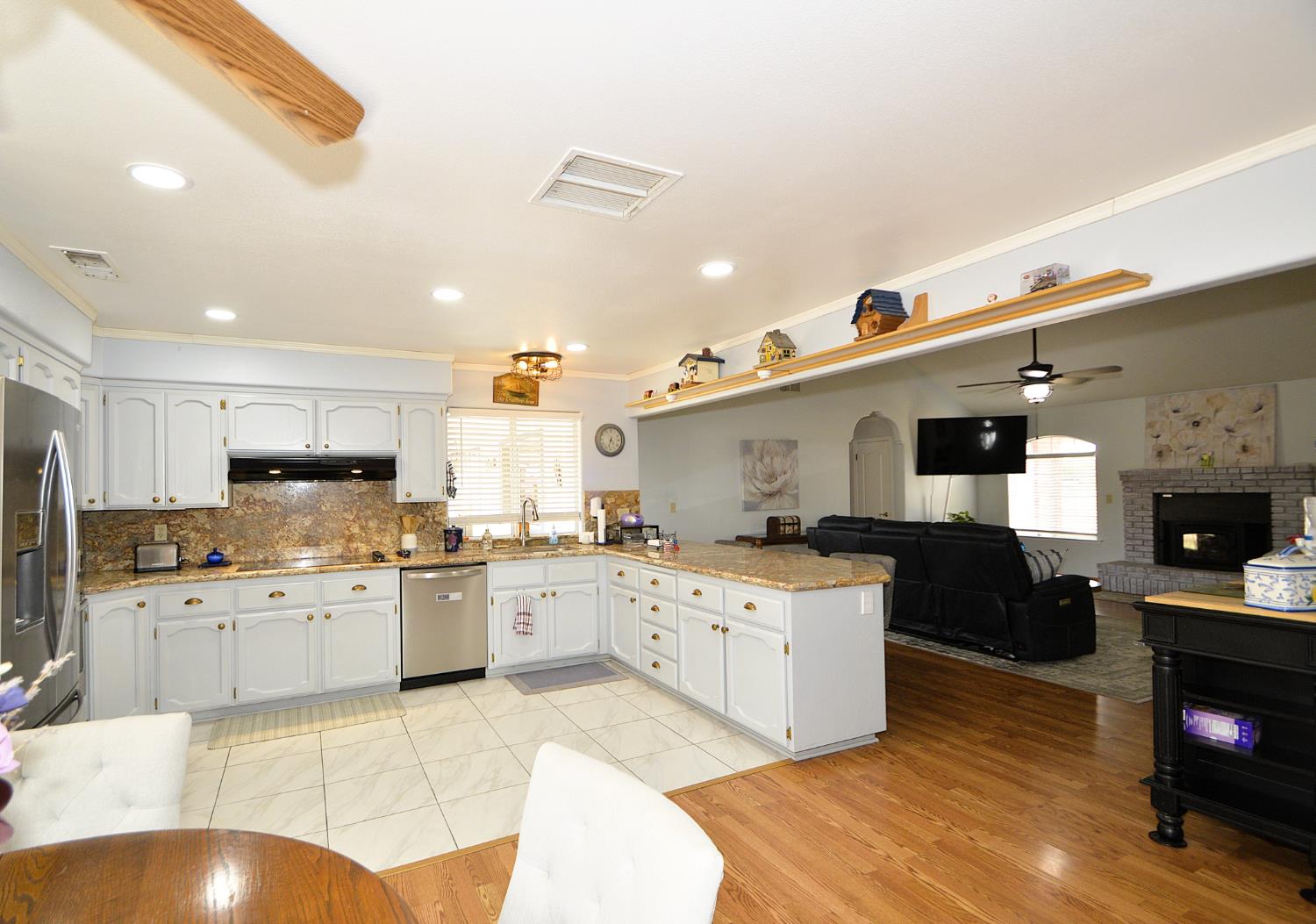 29710 Avenue 22, Madera, CA 93838
