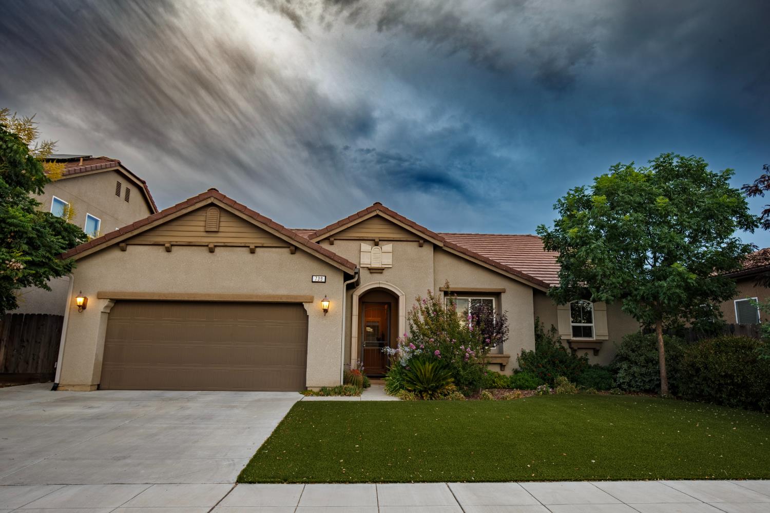 739 Hermosa Ave, Clovis, CA 93619