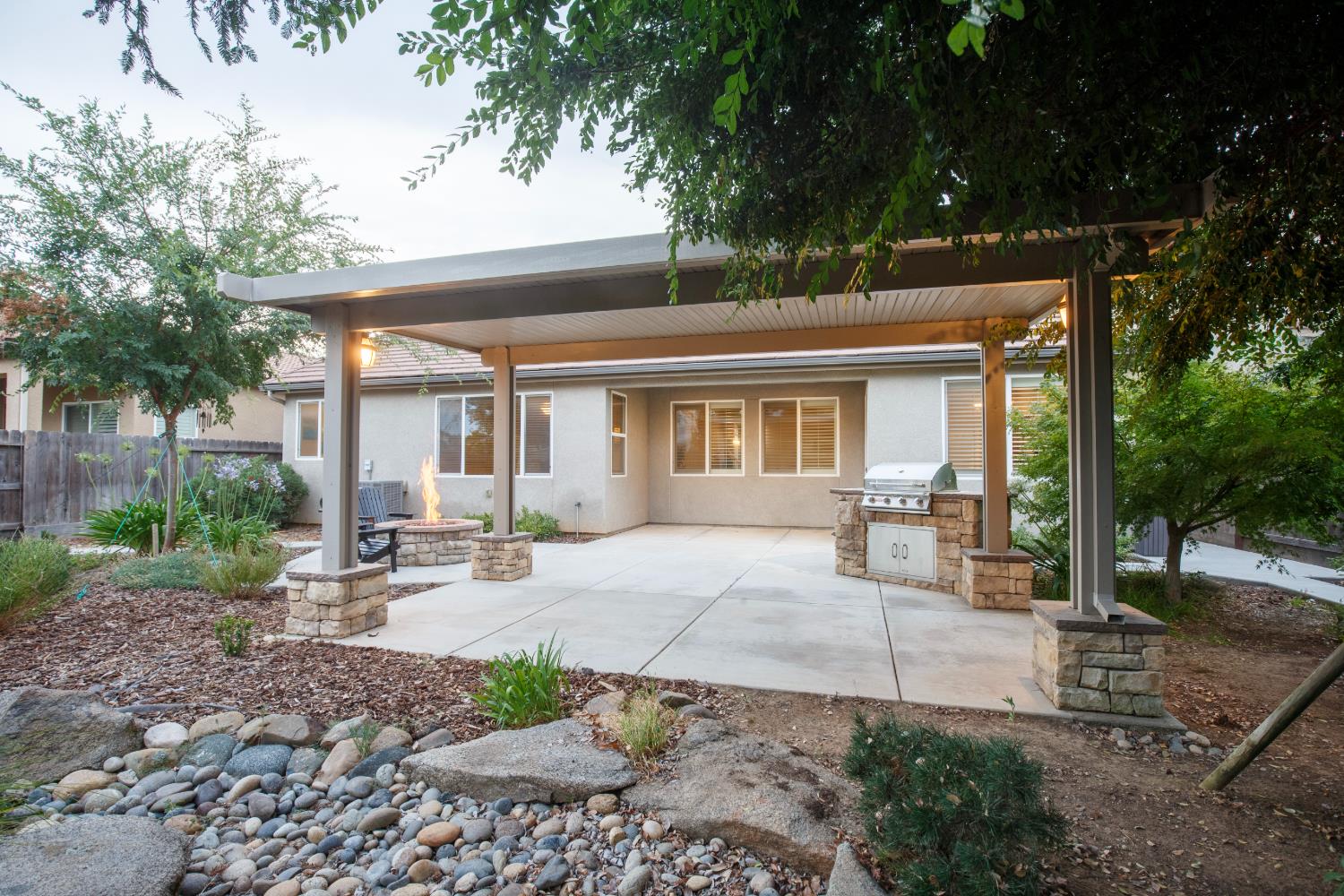739 Hermosa Ave, Clovis, CA 93619