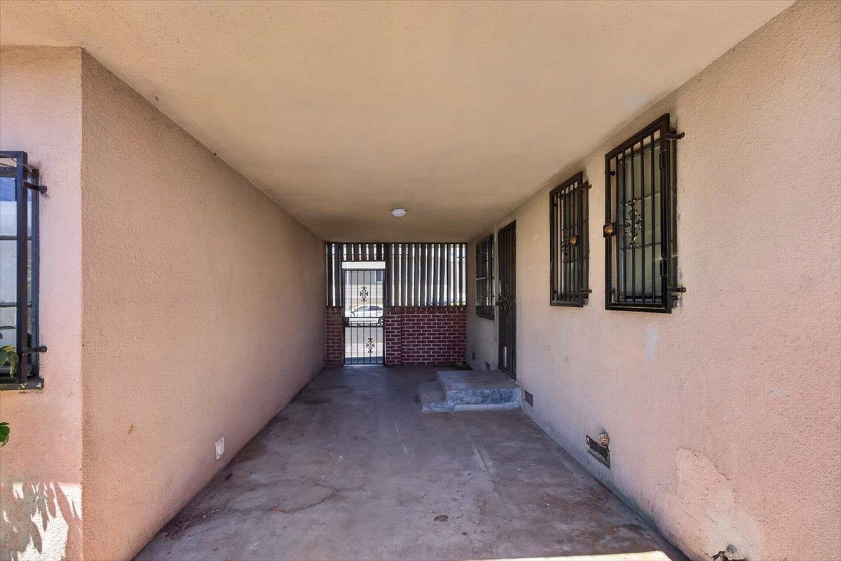 2908 E Terrace Ave, Fresno, CA 93703