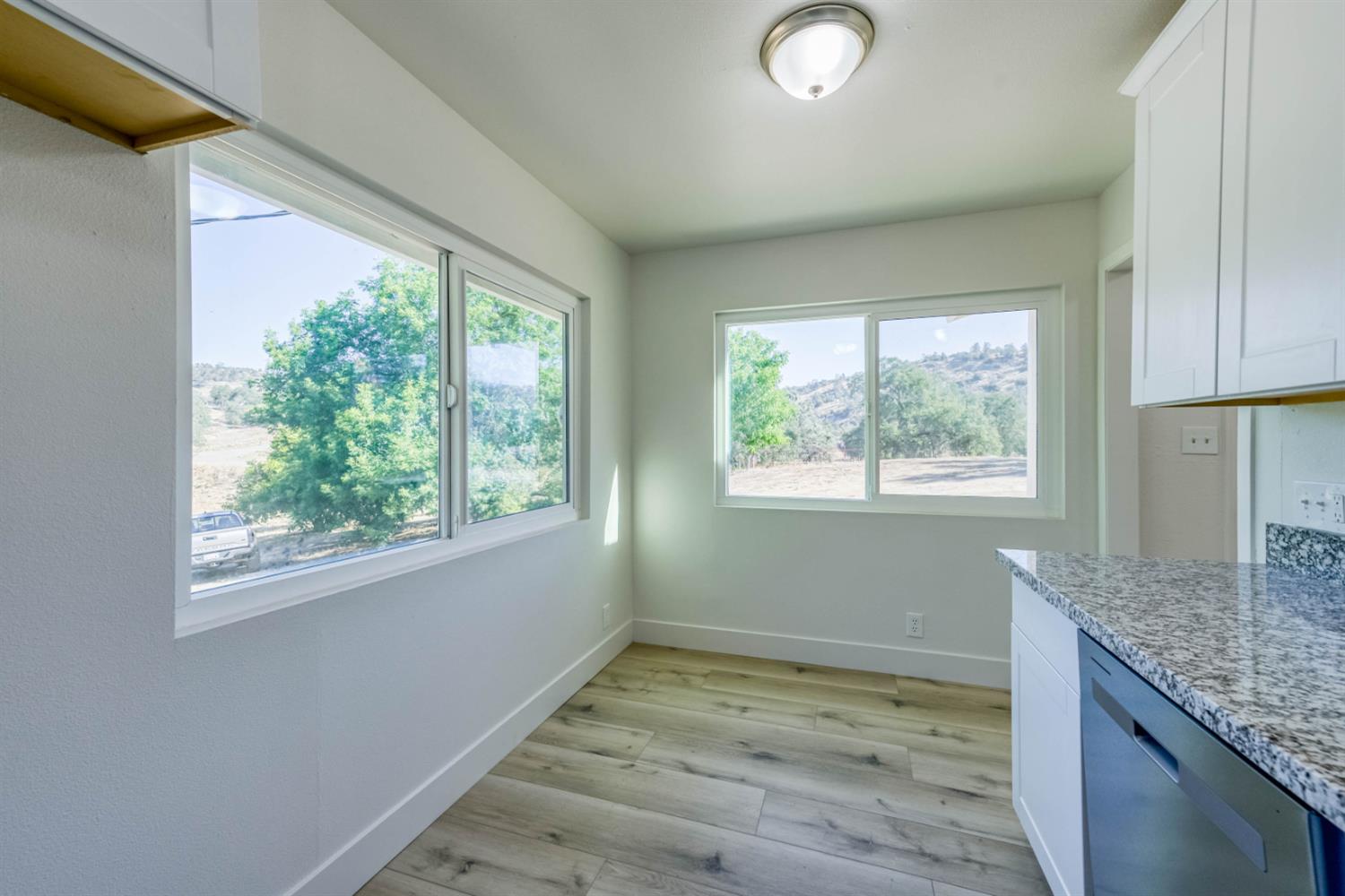 29531 Morgan Canyon Rd, Prather, CA 93651
