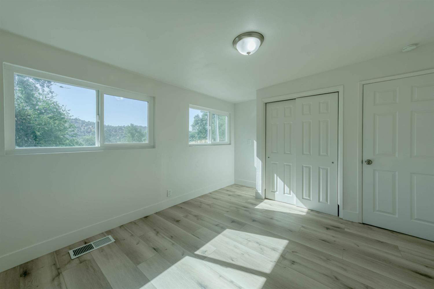 29531 Morgan Canyon Rd, Prather, CA 93651