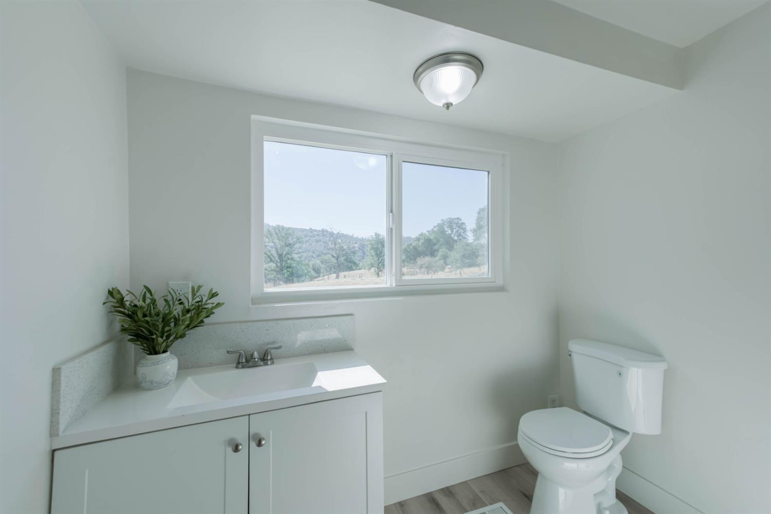 29531 Morgan Canyon Rd, Prather, CA 93651