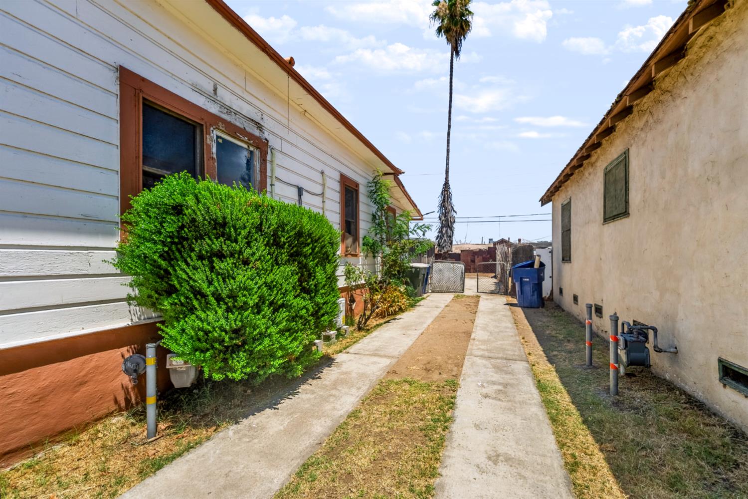 236 E St, Fresno, CA 93706