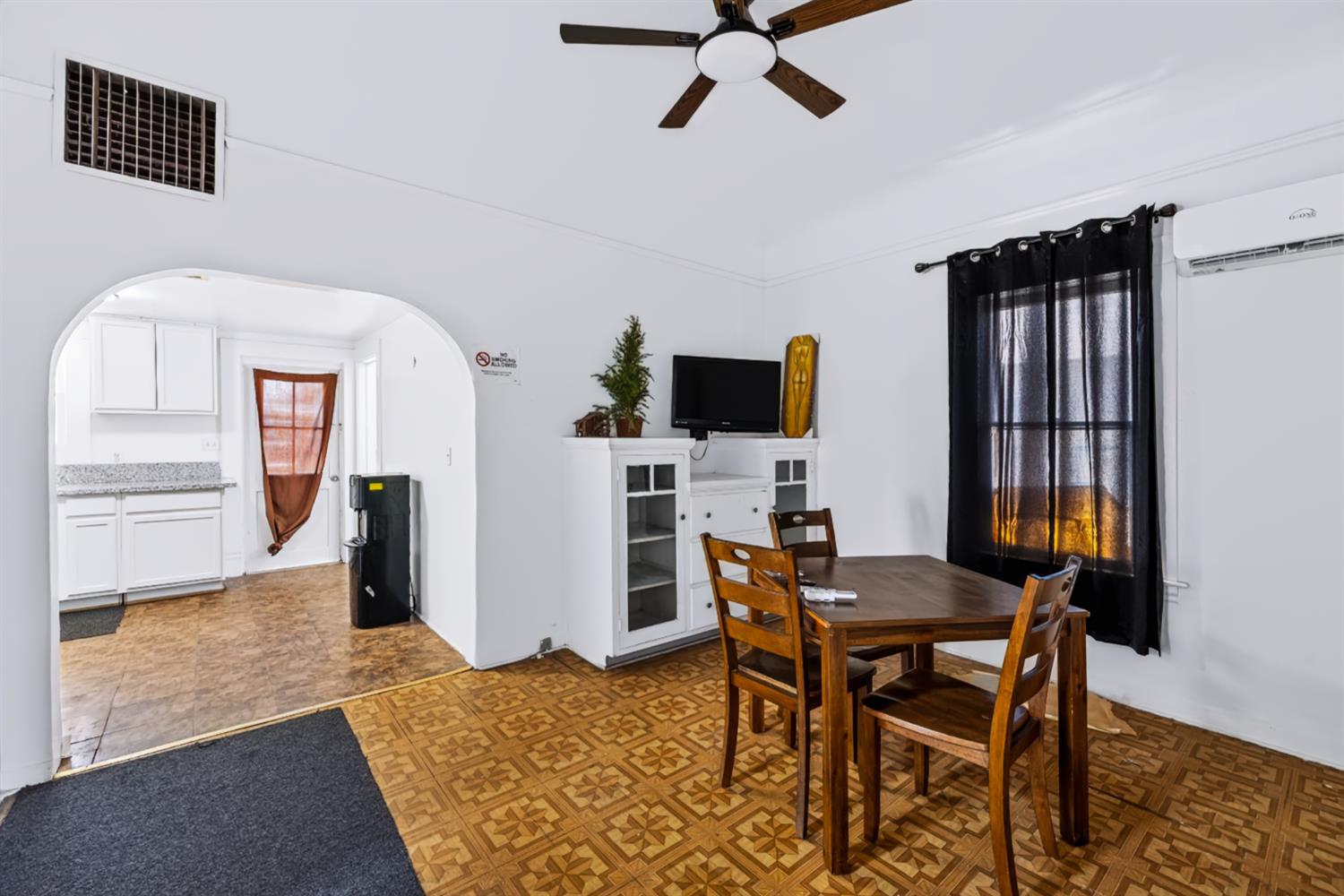236 E St, Fresno, CA 93706