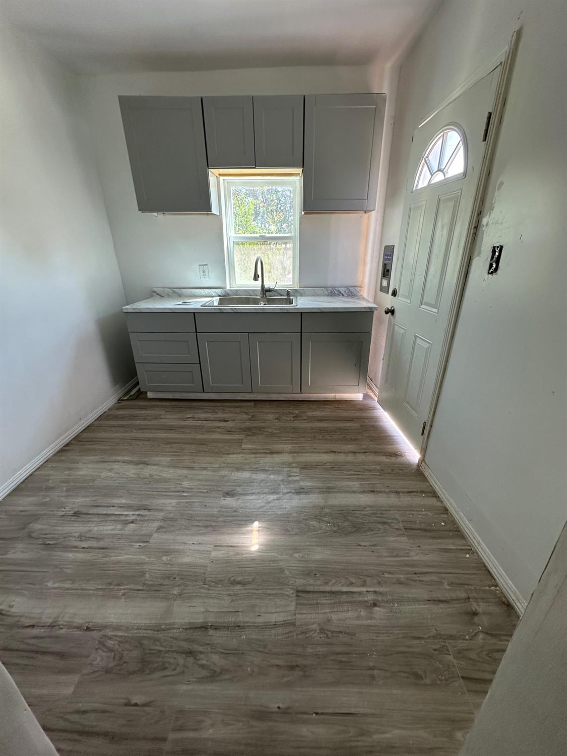 236 E St, Fresno, CA 93706