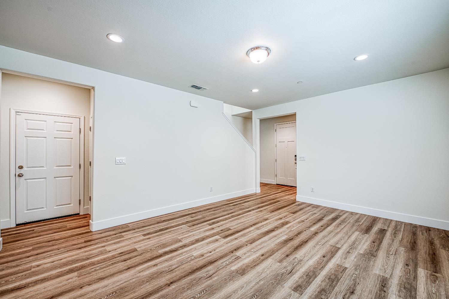 7452 E Homan Ave, Fresno, CA 93737