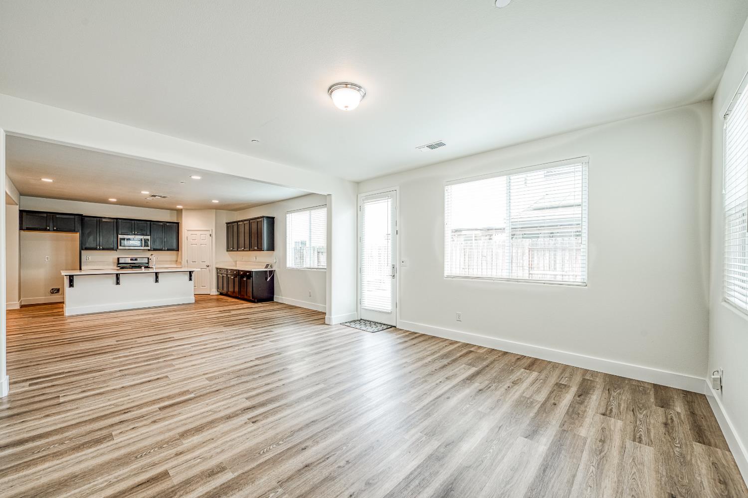 7452 E Homan Ave, Fresno, CA 93737