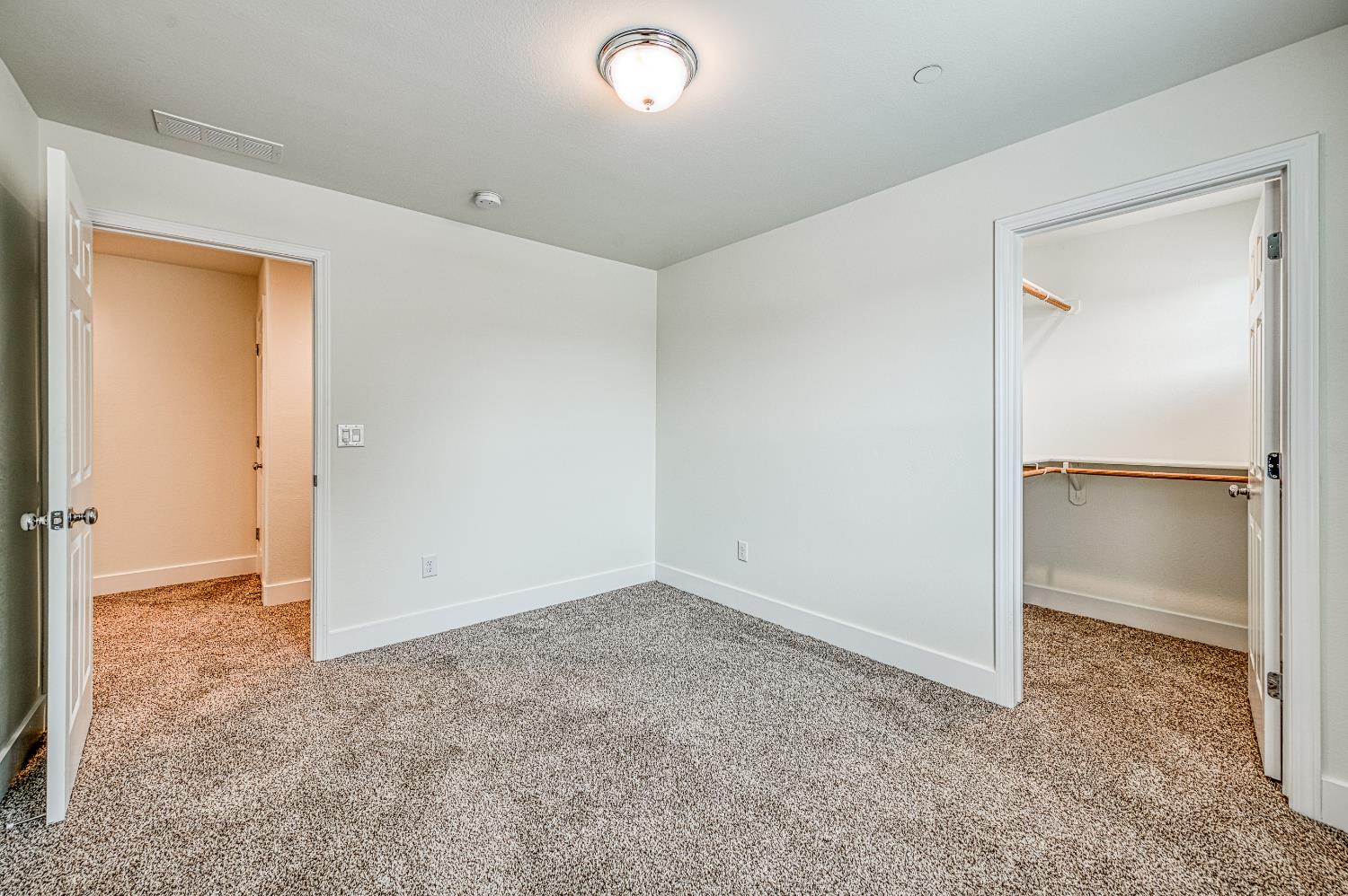 7452 E Homan Ave, Fresno, CA 93737
