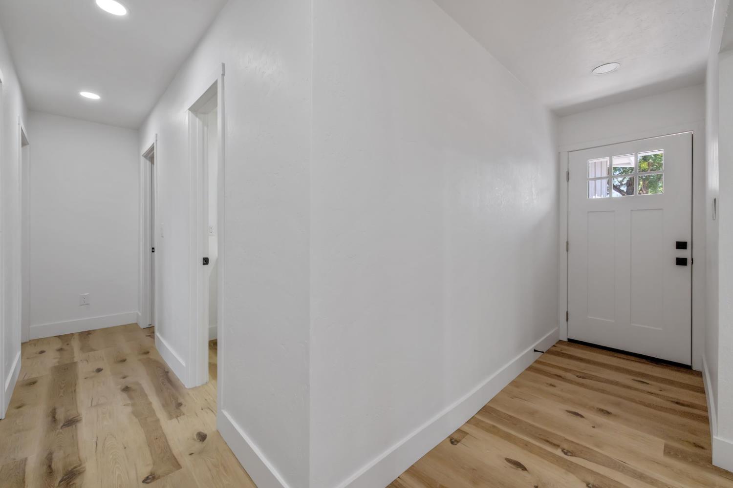4625 N Holt Ave, Fresno, CA 93705
