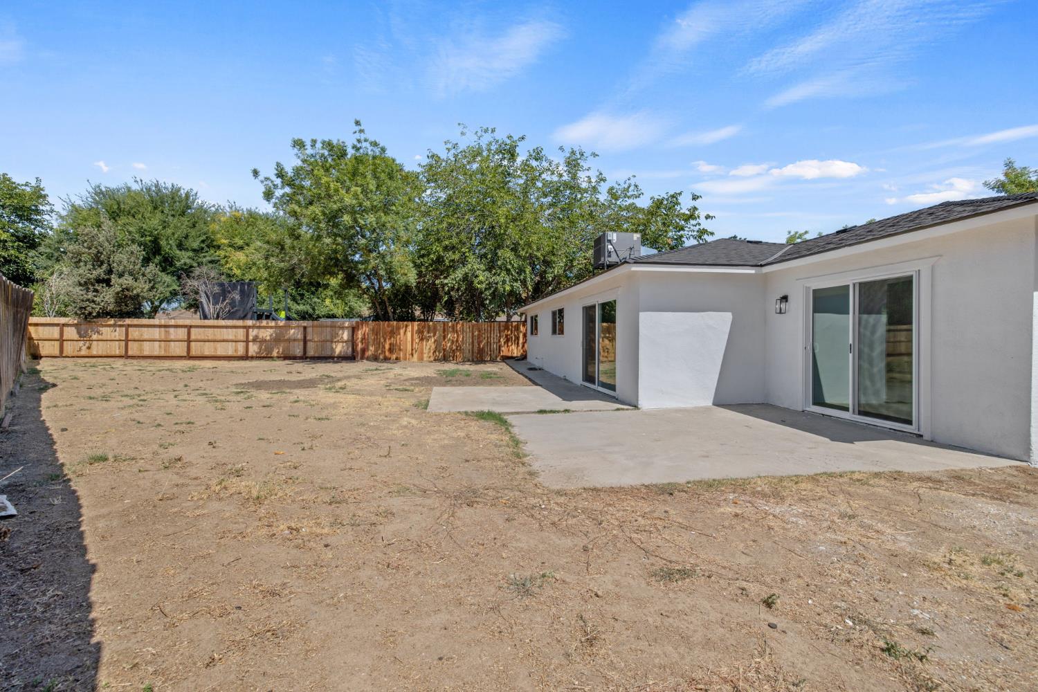 4625 N Holt Ave, Fresno, CA 93705