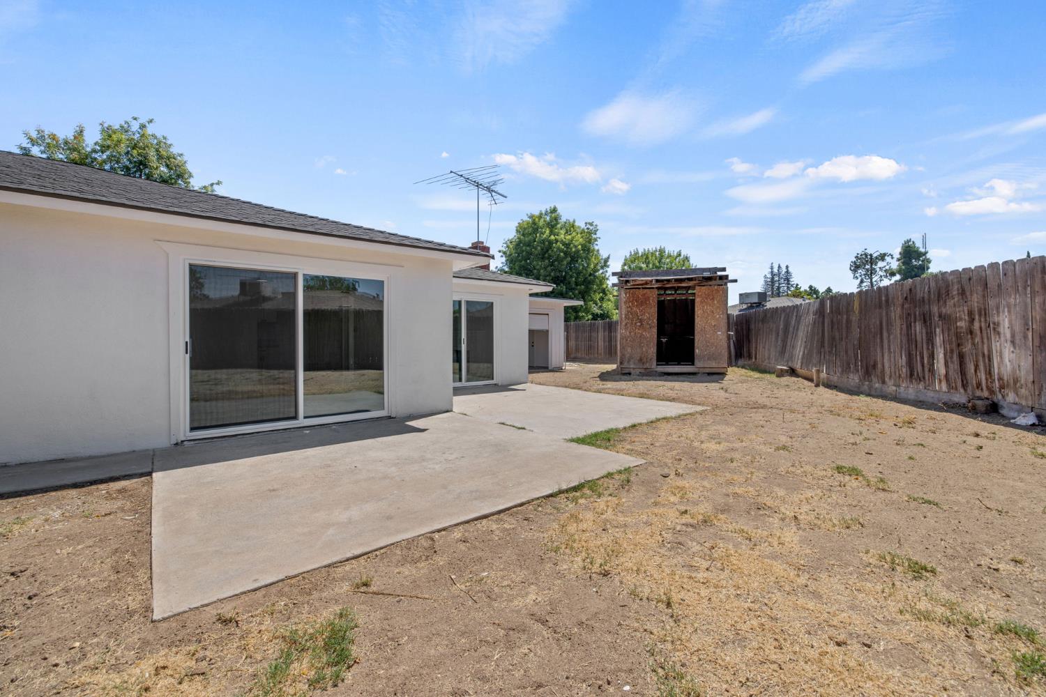 4625 N Holt Ave, Fresno, CA 93705