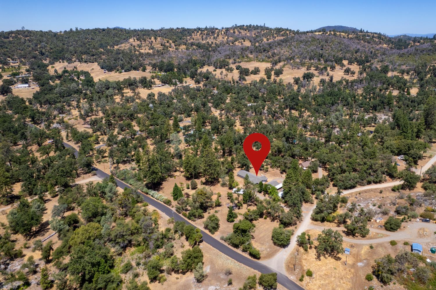 5627 Buckskin Rd, Mariposa, CA 95338