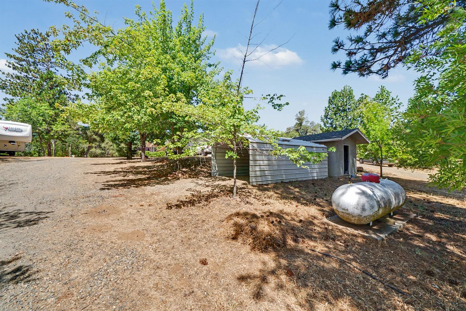 5627 Buckskin Rd, Mariposa, CA 95338