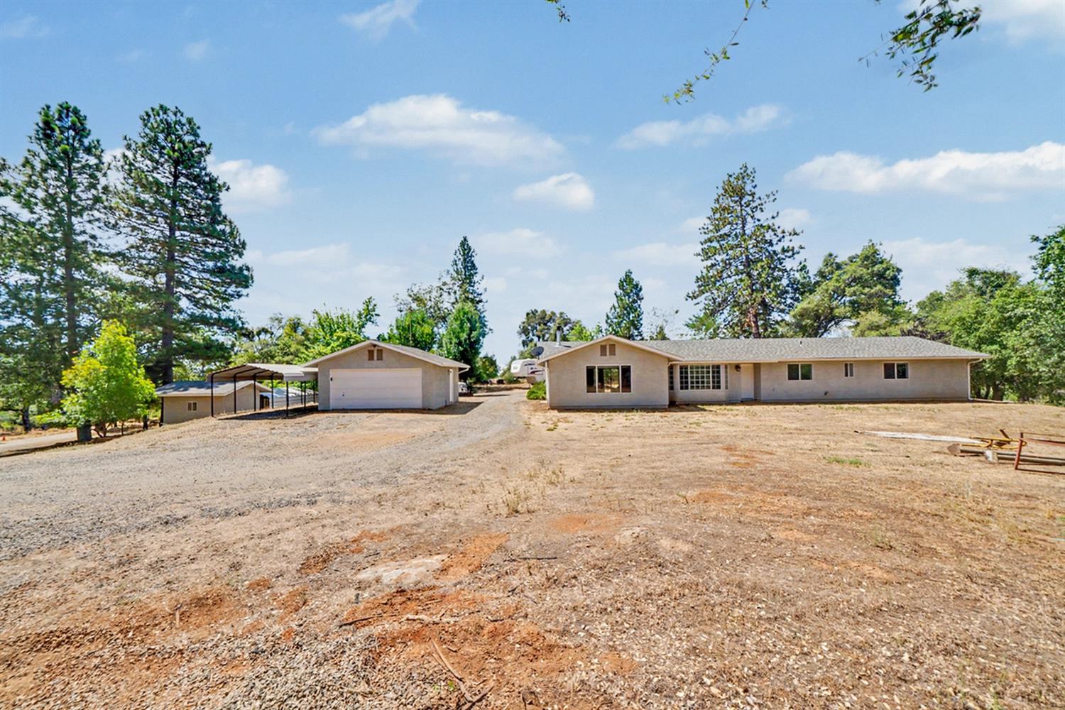 5627 Buckskin Rd, Mariposa, CA 95338