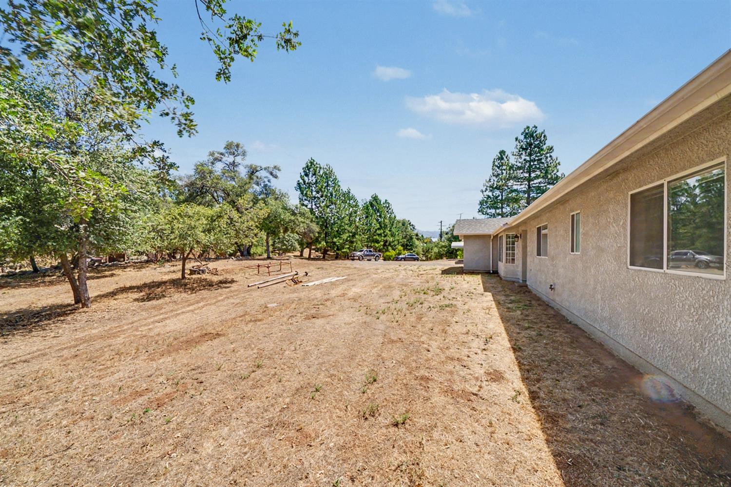 5627 Buckskin Rd, Mariposa, CA 95338