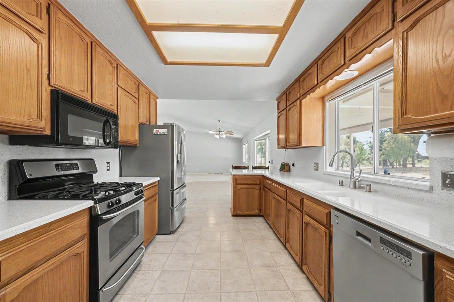 5627 Buckskin Rd, Mariposa, CA 95338