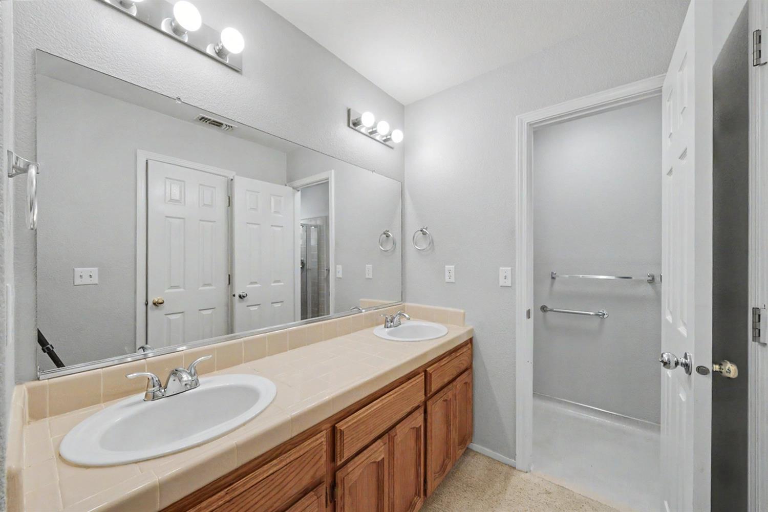5627 Buckskin Rd, Mariposa, CA 95338