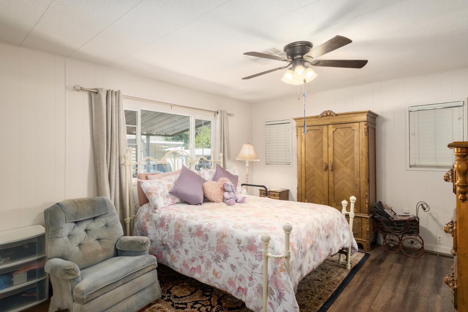 339 N Frankwood Ave #17, Sanger, CA 93657