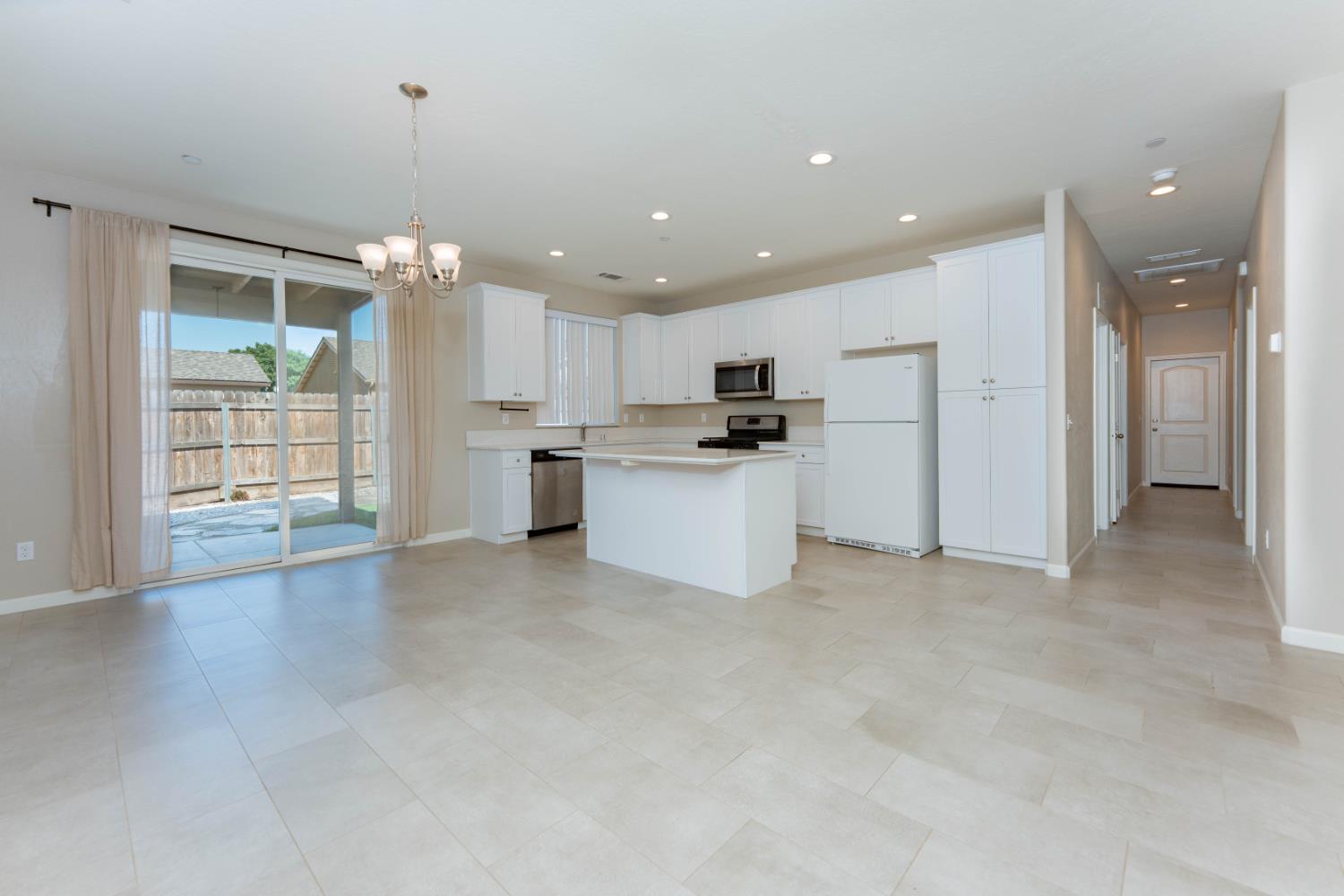 4005 S Fontana, Visalia, CA 93277