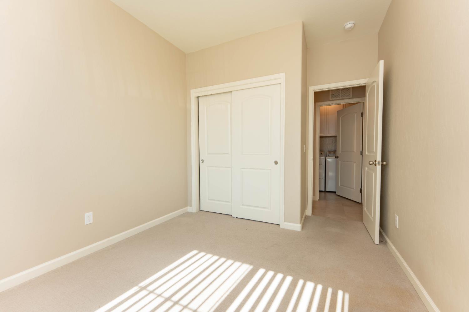 4005 S Fontana, Visalia, CA 93277