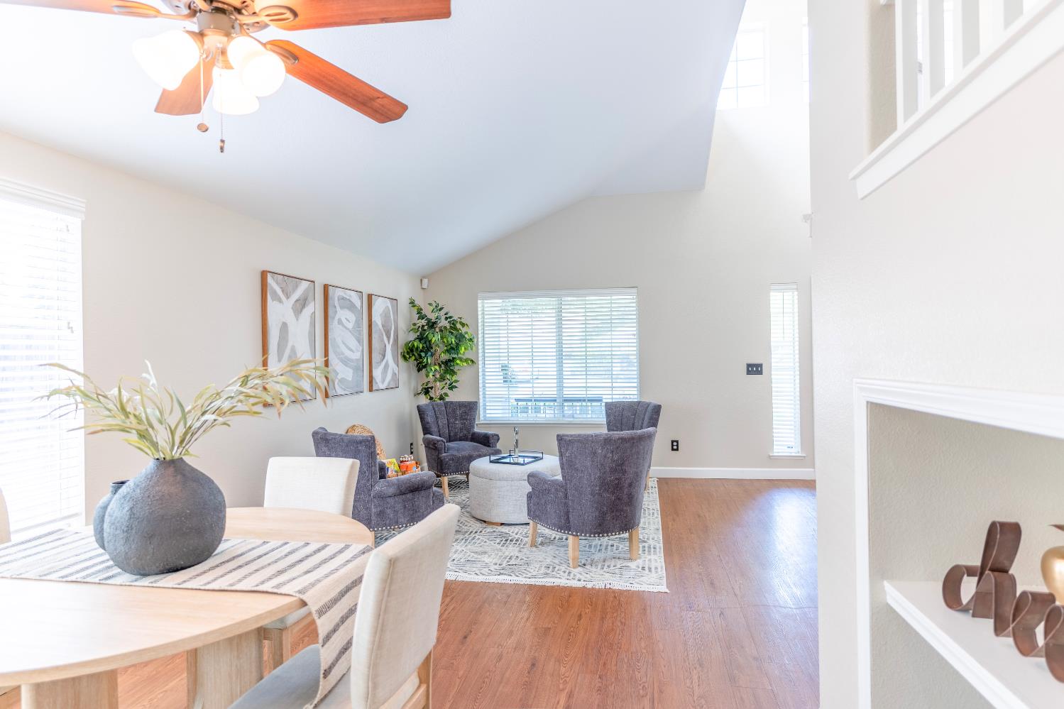 978 E Lexington Ave, Fresno, CA 93720