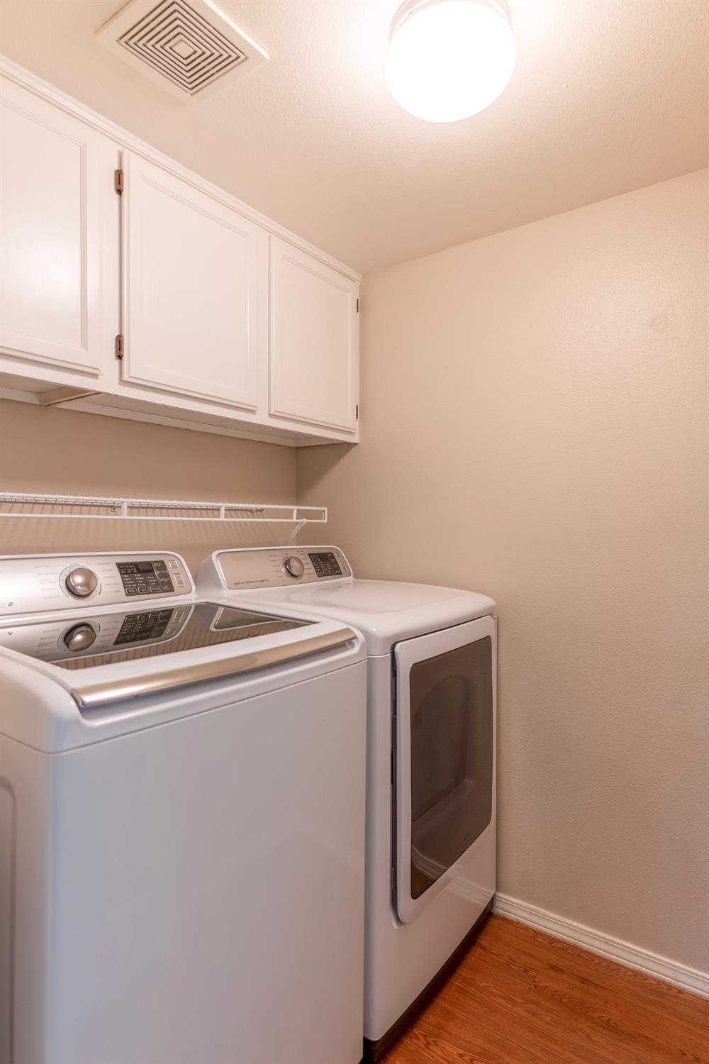 978 E Lexington Ave, Fresno, CA 93720
