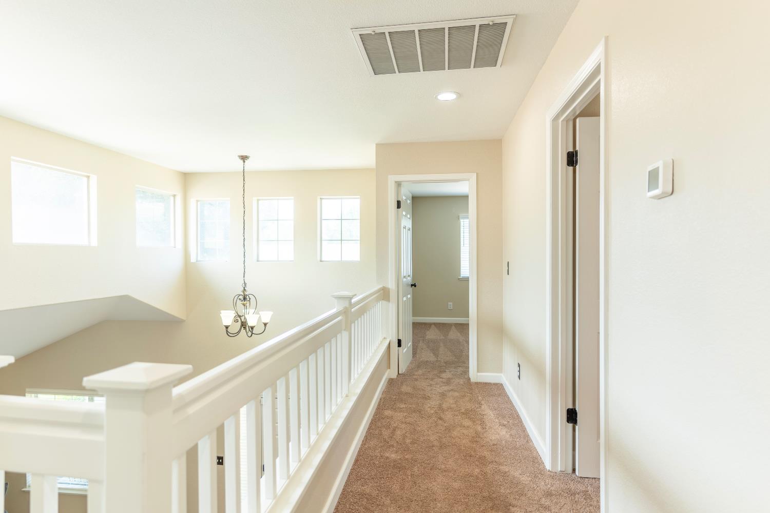 978 E Lexington Ave, Fresno, CA 93720