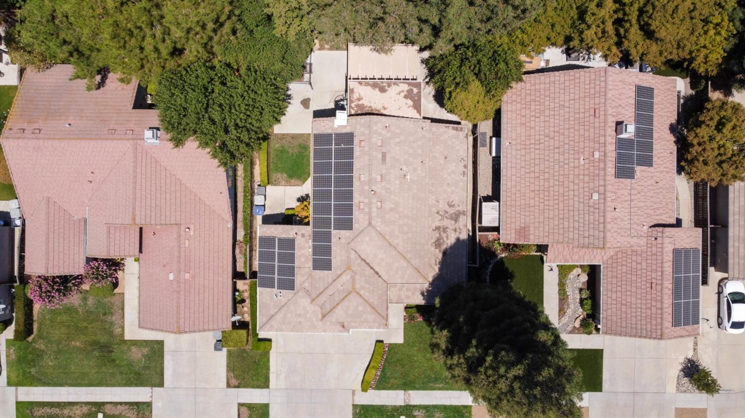 978 E Lexington Ave, Fresno, CA 93720