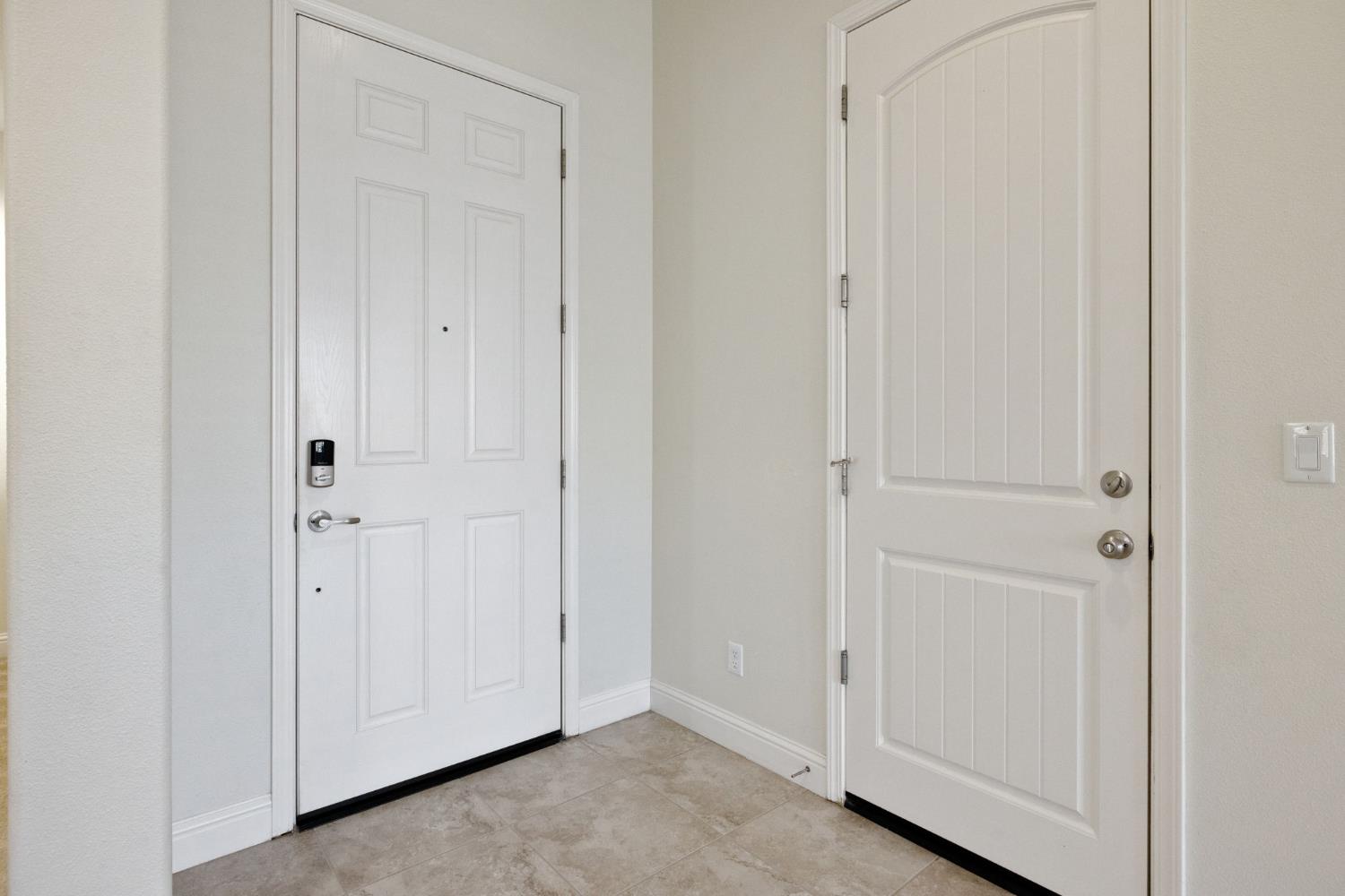 3825 Chessa Ln, Clovis, CA 93619