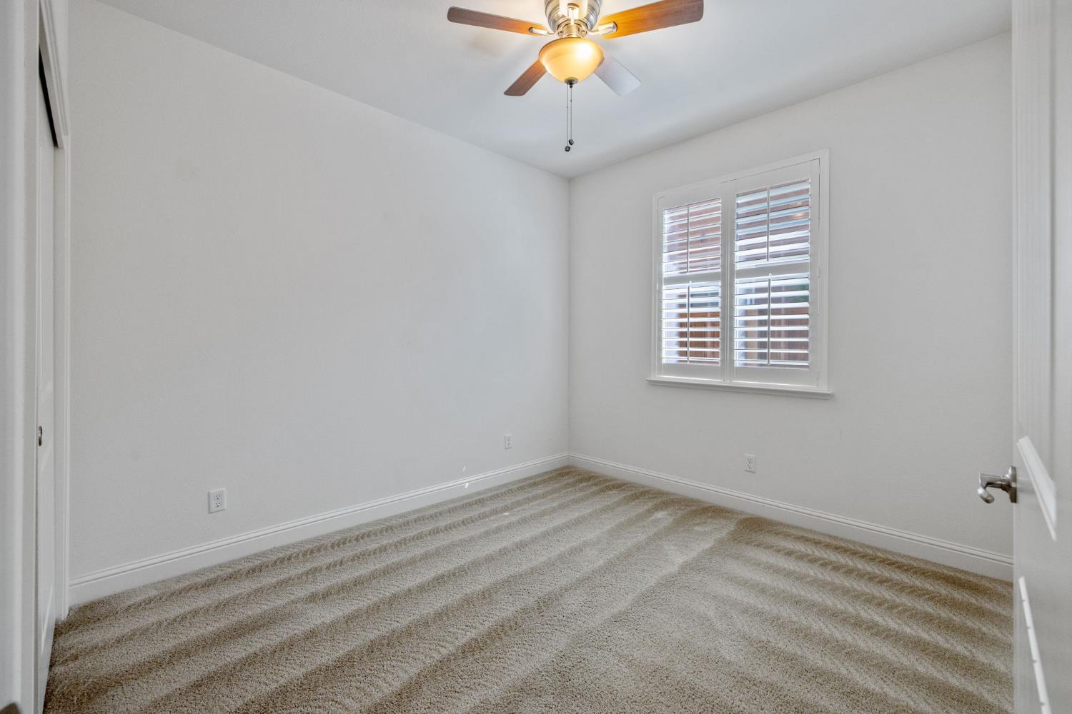 3825 Chessa Ln, Clovis, CA 93619