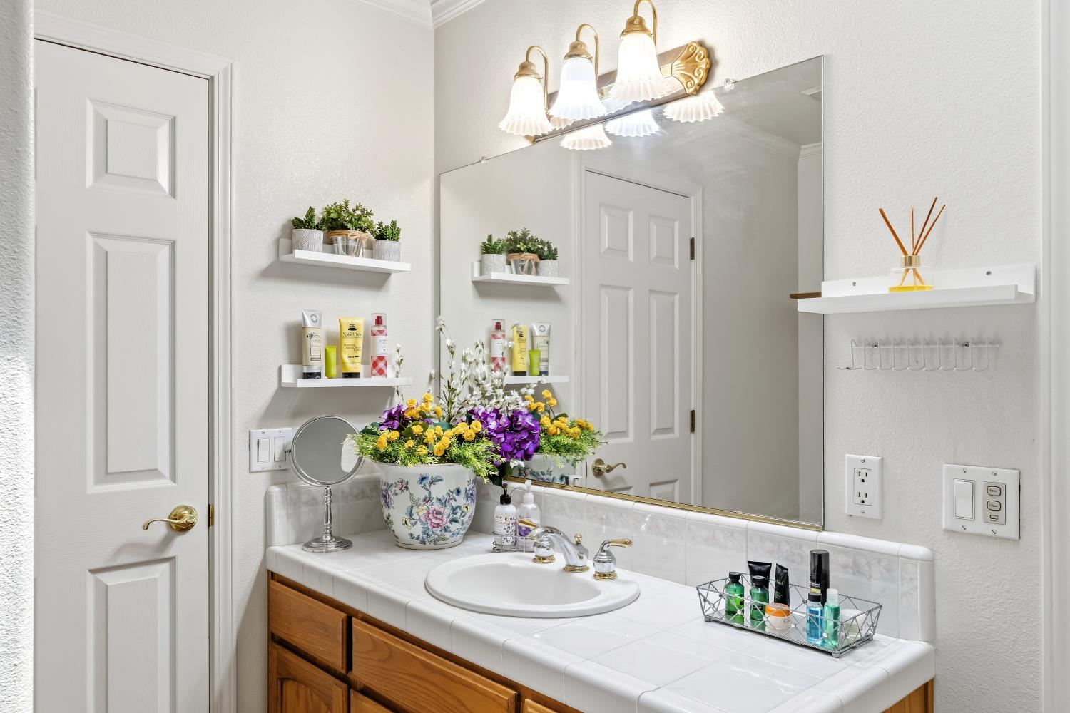 14361 Lombardy, Delhi, CA 95315