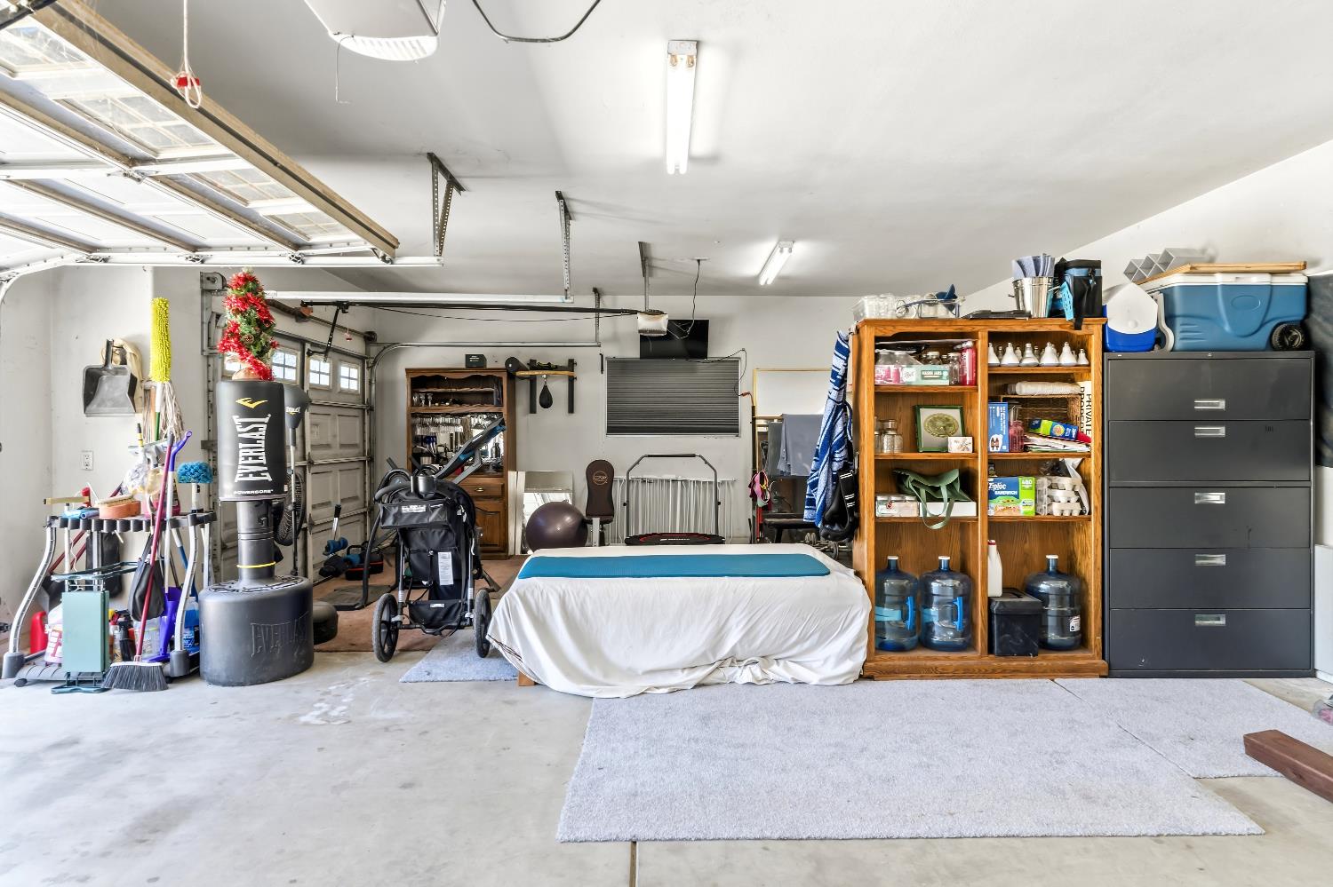 14361 Lombardy, Delhi, CA 95315