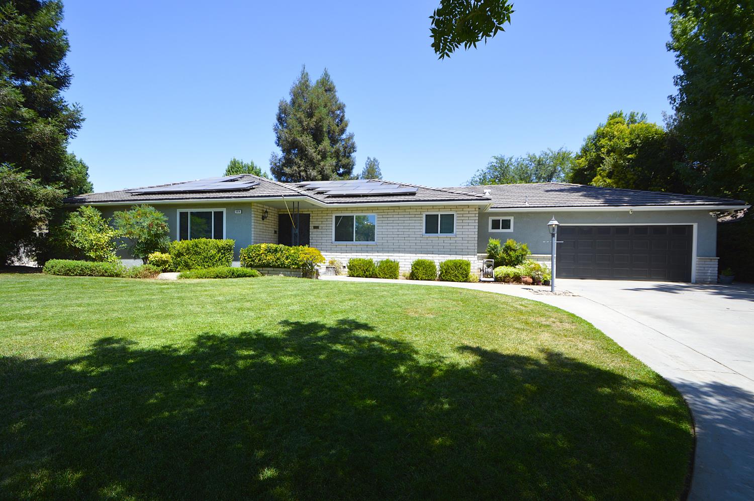 1678 W Tenaya Way, Fresno, CA 93711