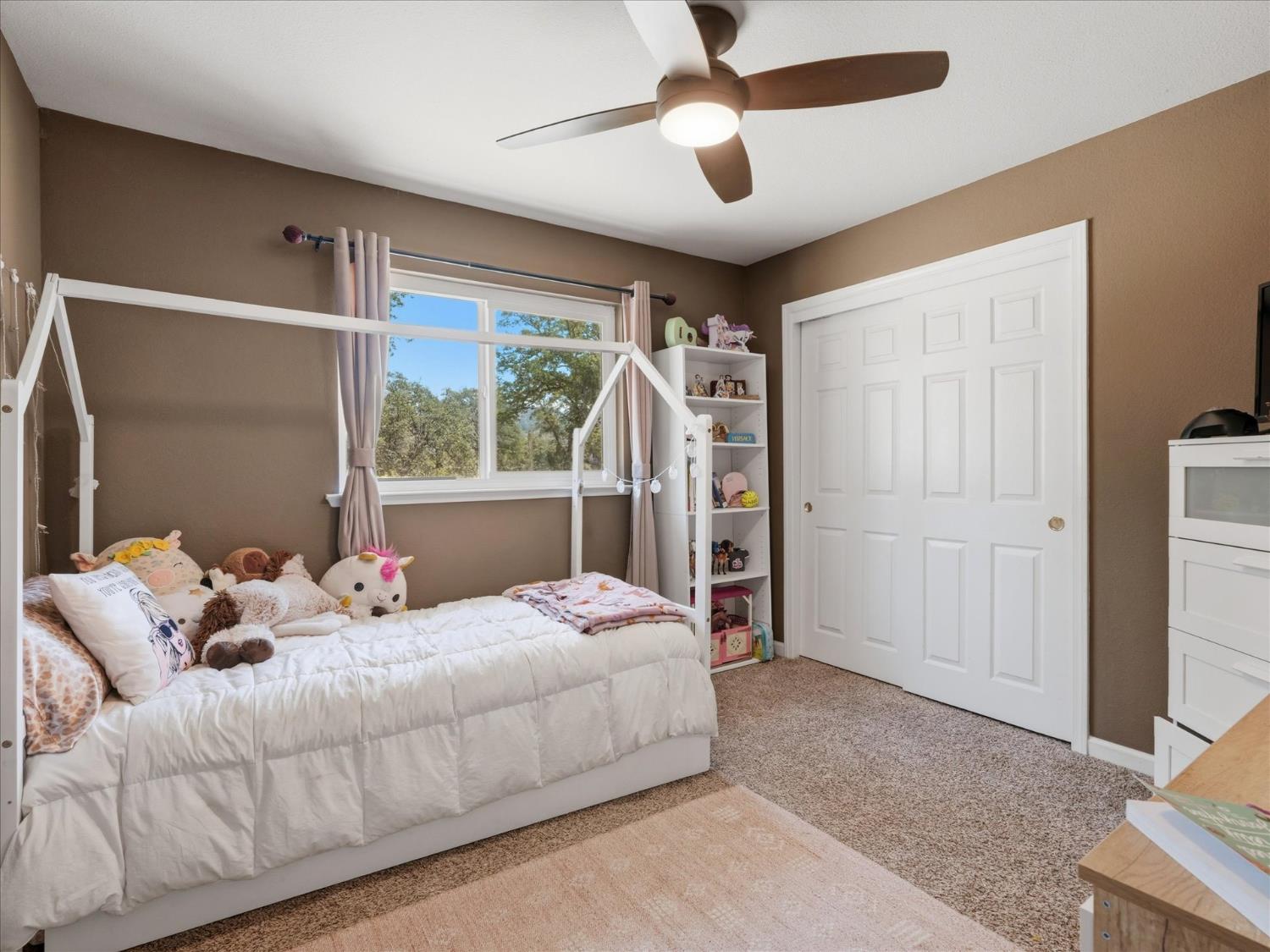 30212 N Dome Dr, Coarsegold, CA 93614