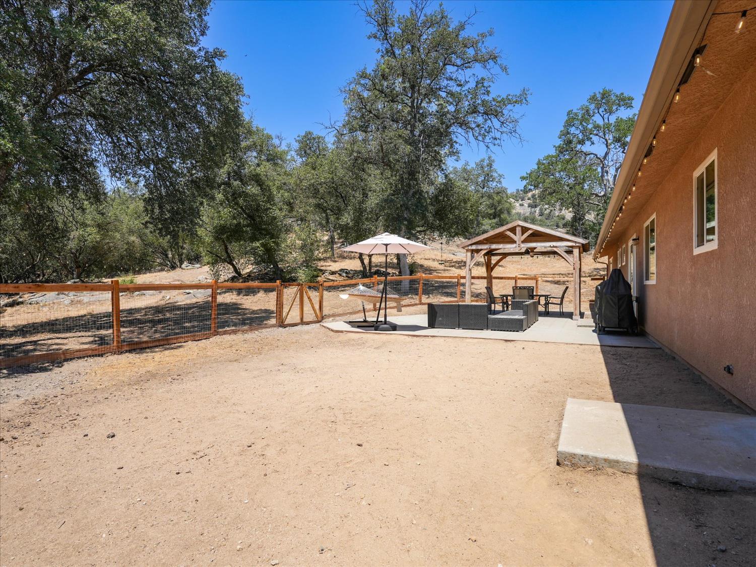 30212 N Dome Dr, Coarsegold, CA 93614