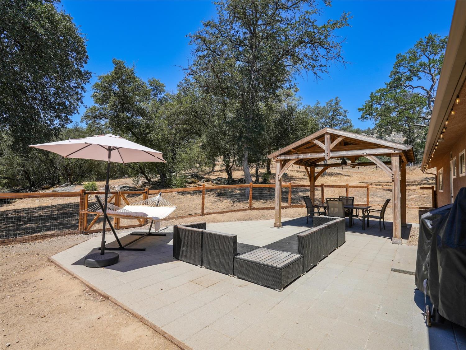 30212 N Dome Dr, Coarsegold, CA 93614