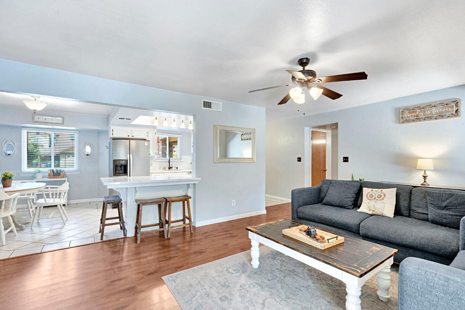 3745 Sunnyside Ave, Clovis, CA 93611